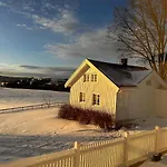 Cozy 2 Bedroom House On A Farm Just Outside * Lillestrøm