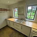 Cozy 2 Bedroom House On A Farm Just Outside Dom wakacyjny