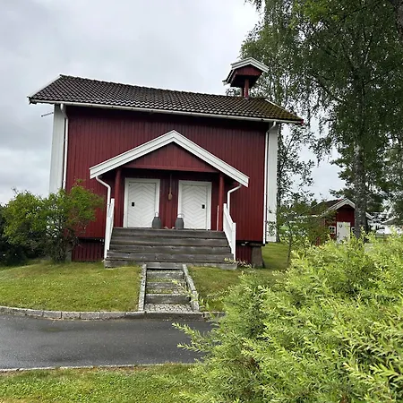 Cozy 2 Bedroom House On A Farm Just Outside Dom wakacyjny *