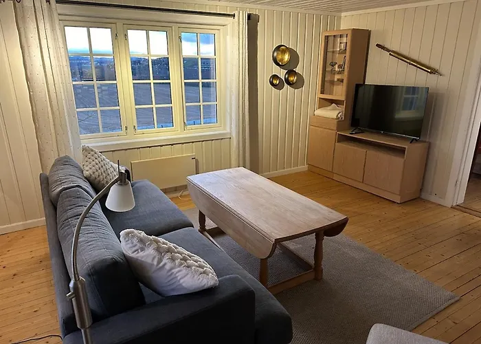 Cozy 2 Bedroom House On A Farm Just Outside Semesterbostad