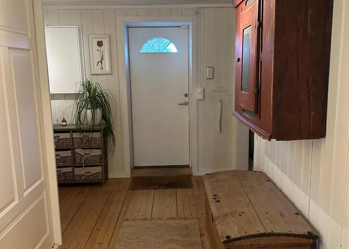 Semesterbostad Cozy 2 Bedroom House On A Farm Just Outside